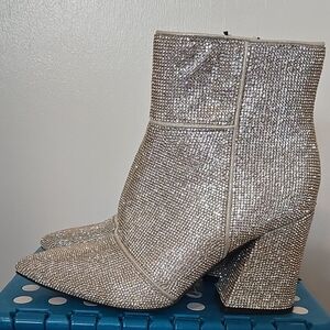 Elegant Silver Ankle Boots